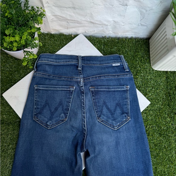 MOTHER The insider Crop step fray Sweet and Sassy size 23 fits 24 - Picture 1 of 14